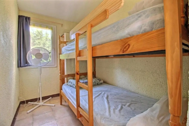 3 Bedrooms Cottage