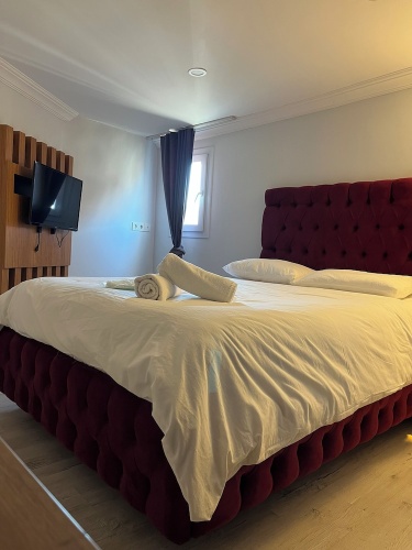 Economy room