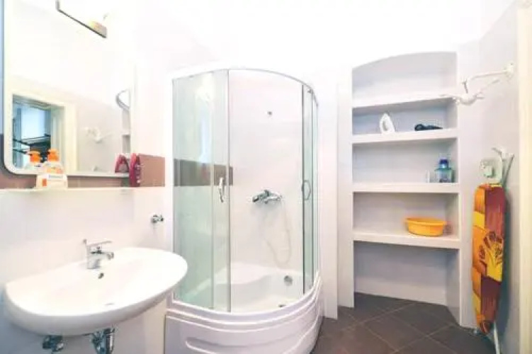 Bumblebee Luxury Apartments
