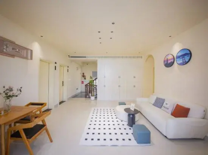 Weizhou Island Haolaiwu Holiday Villa
