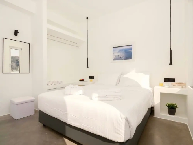 2 Bedrooms Villa