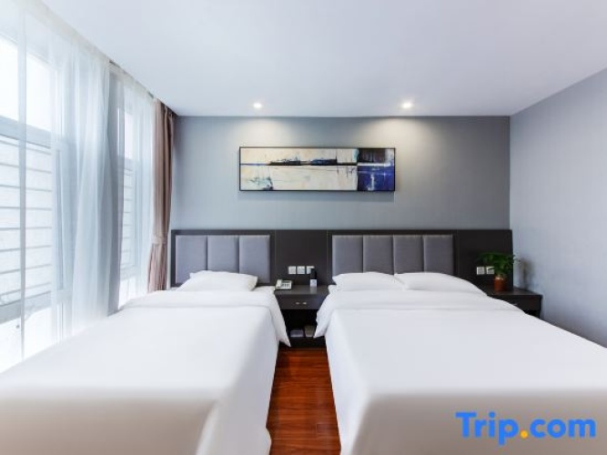 Standard Family room