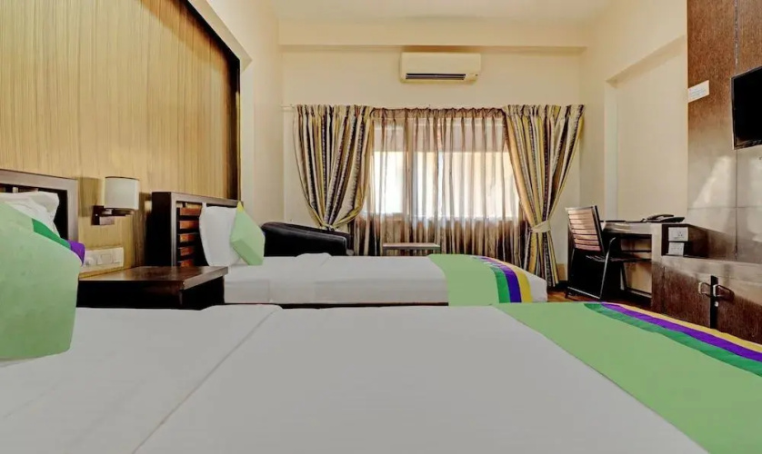 Treebo Trend Astor Hotel