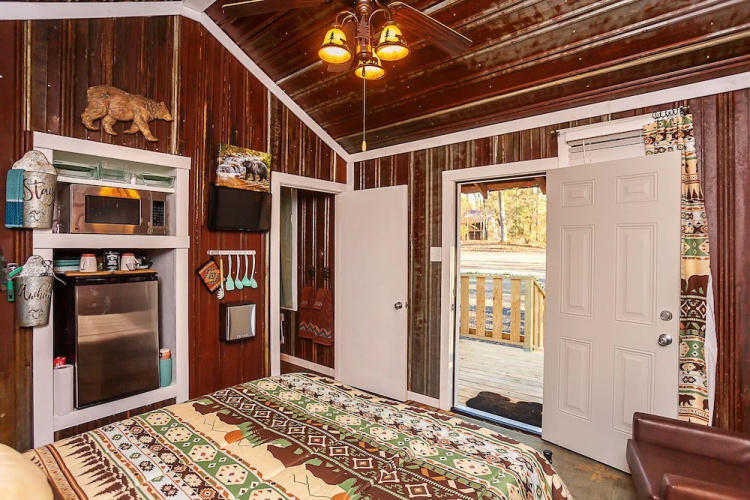 Yeti Cabin