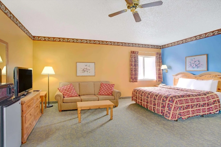 Deluxe Double Suite
