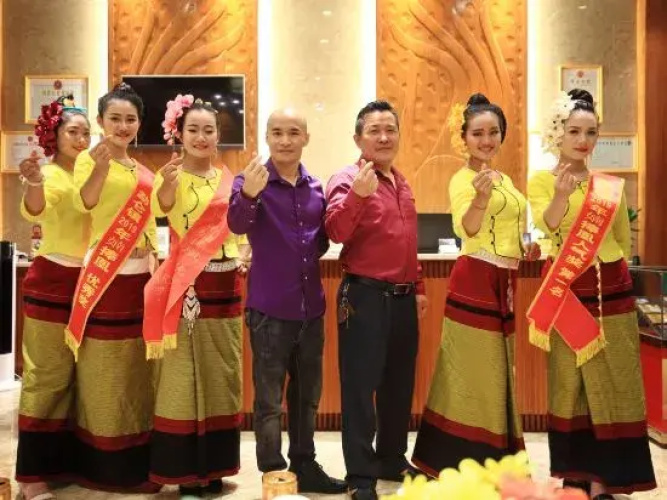 Yunmeiting Hotel