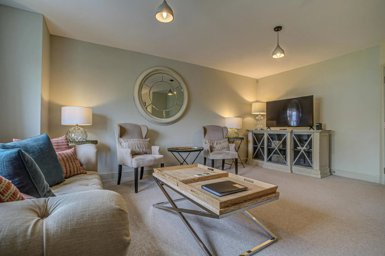 Vanbrugh Serviced Apartment