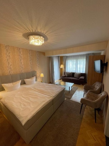 Standard Triple room with balcony