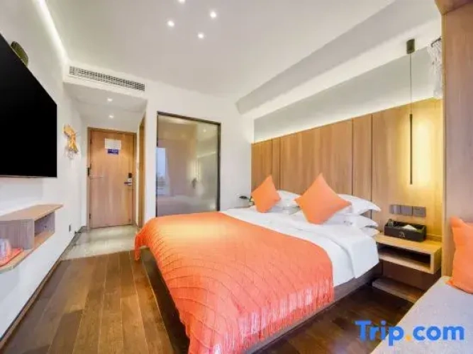 Standard Double room with lake view