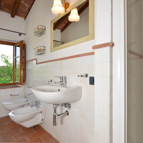 2 Bedrooms Twin Family Apartment