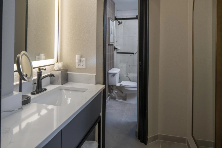 Hampton Inn & Suites Birmingham-Downtown-Tutwiler photo 11