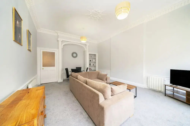 Lochside Apartment B