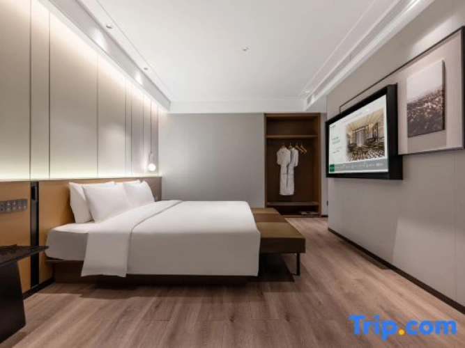 Suite with river view