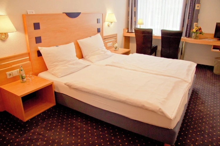 Standard Double room with view