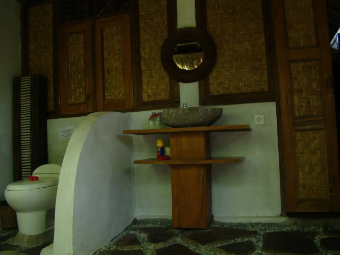 Flower Bud Bungalow