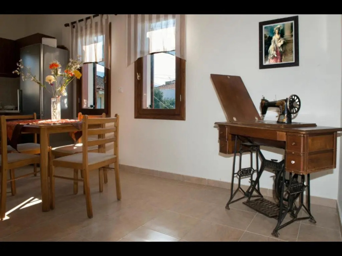 Stelios Apartments