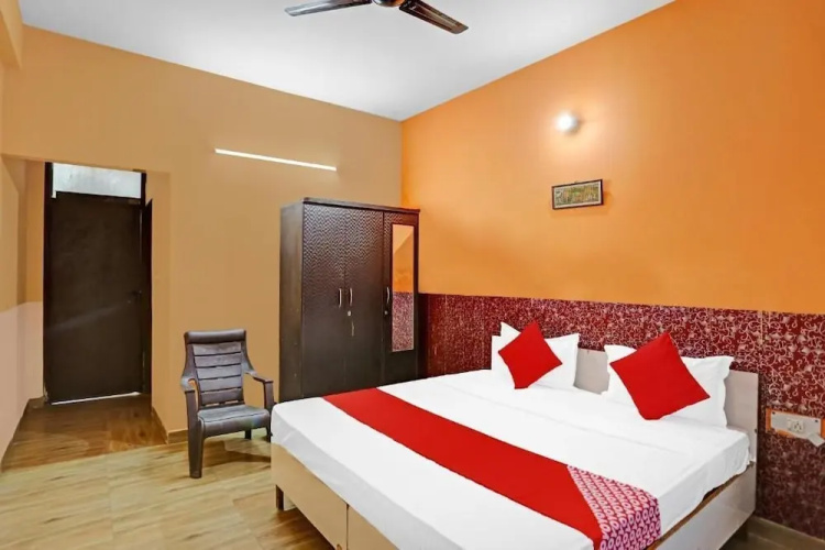 Vishen Residency