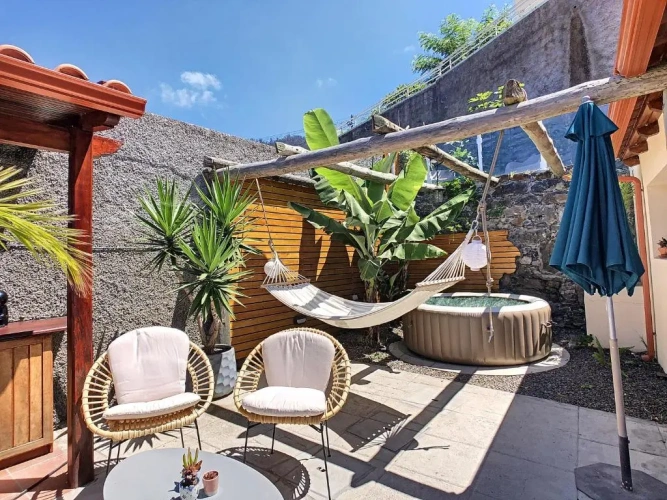 1 Bedroom Double Cottage
