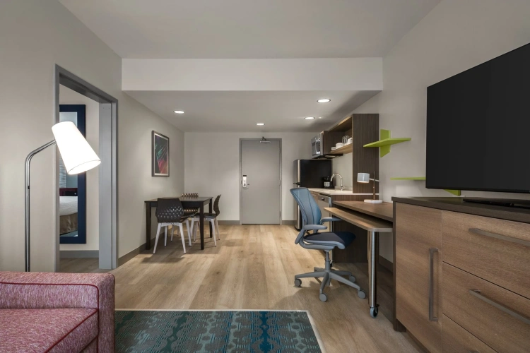 1 Bedroom Suite