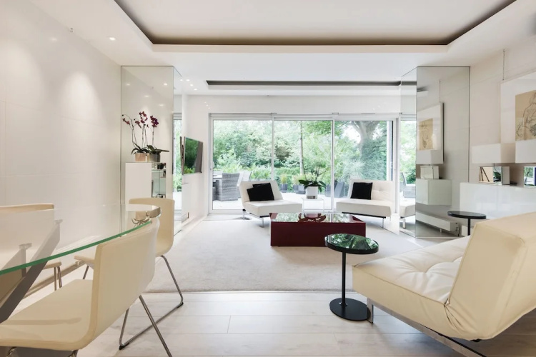 Modern Apartment in Hampstead