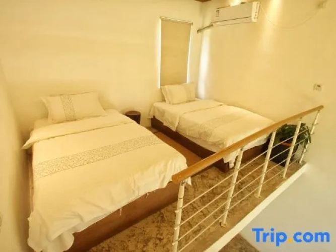 Standard Twin Duplex room with sunset view