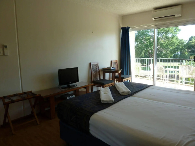 Cullen Bay Resort