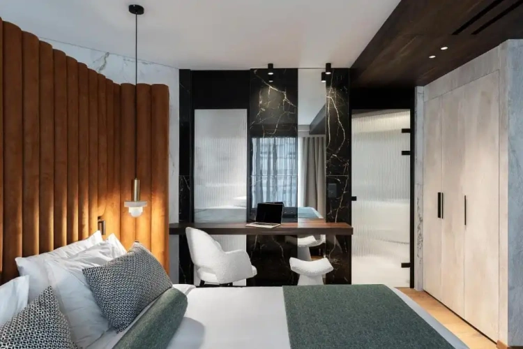 1 Bedroom Suite