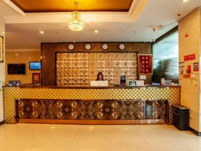 Donggang Hotel