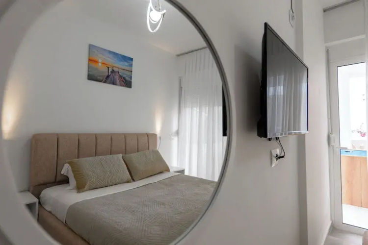 Esel Apartments