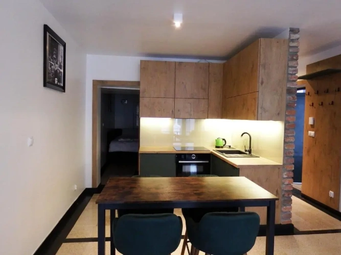 1 Bedroom Apartment