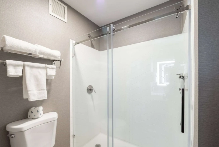 With Hot Tub Double Suite