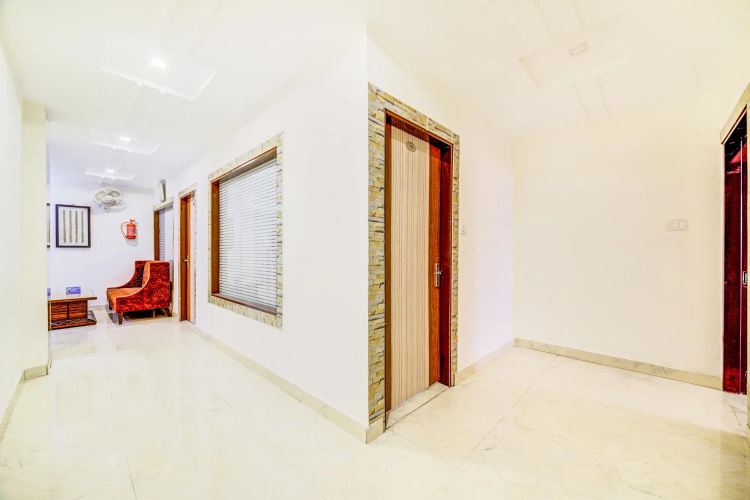 FabHotel The First