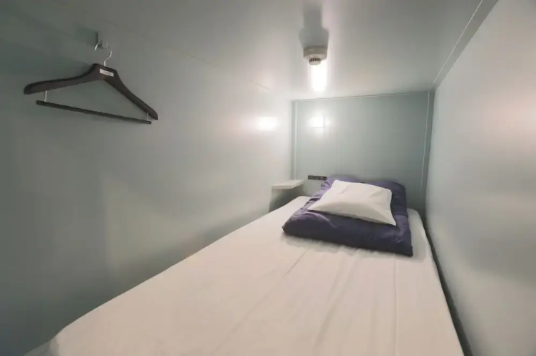 E10HOSTEL