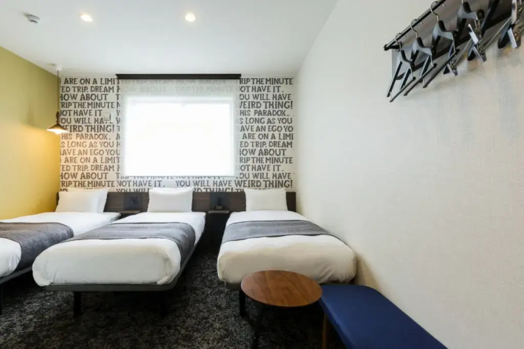 Triple room