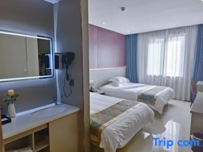 Premium Twin room