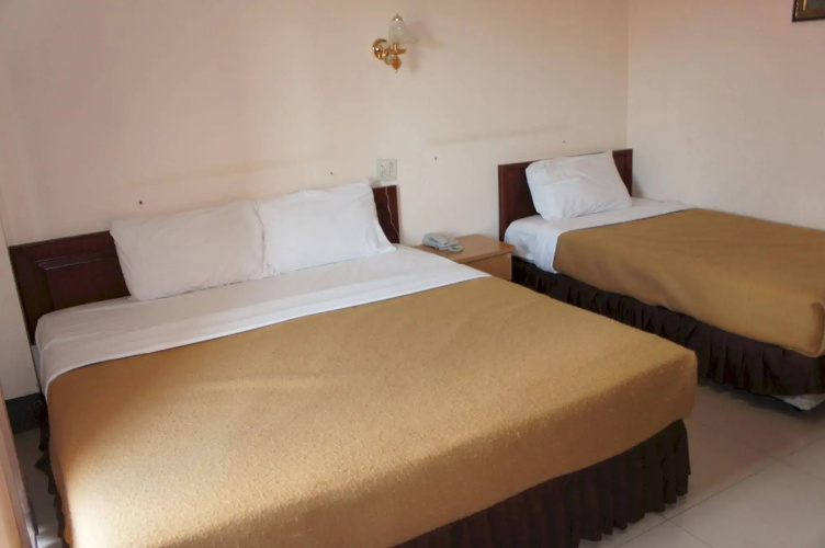 Chaleunehoung Hotel