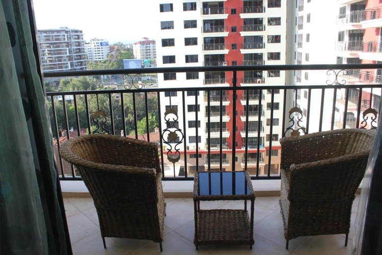 Modern 2 Bedroom Apartment