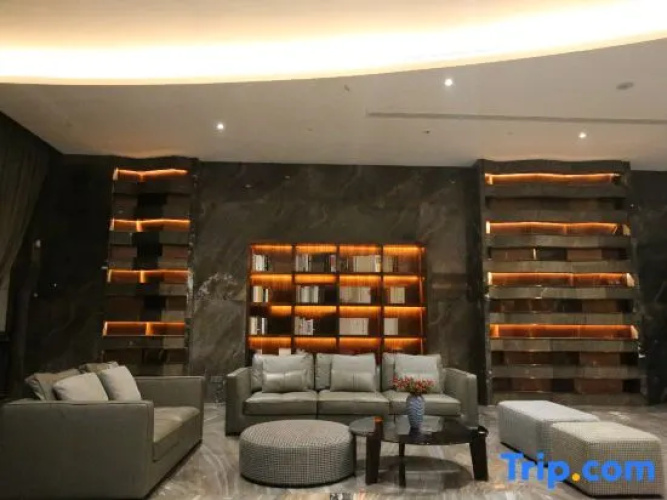 Victoria Harbour Joy Hotel