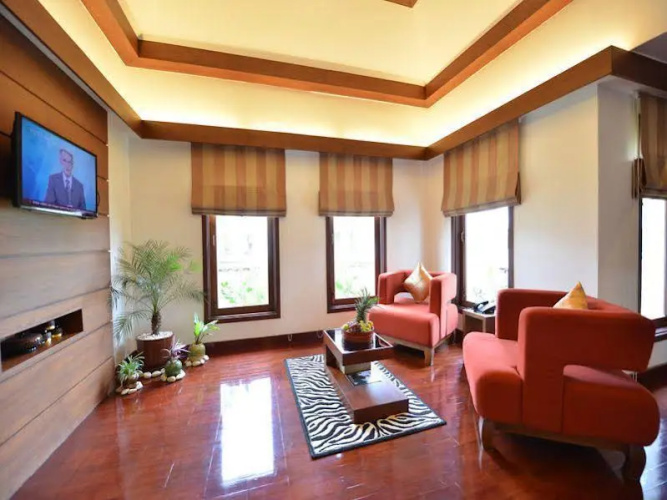 Thurizza Hotel
