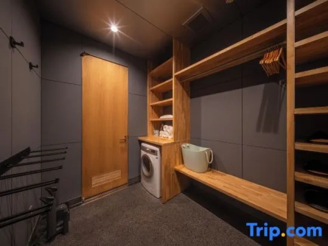 3 Bedrooms Chalet