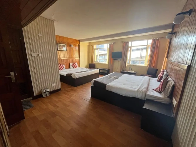 Deluxe Quadruple room