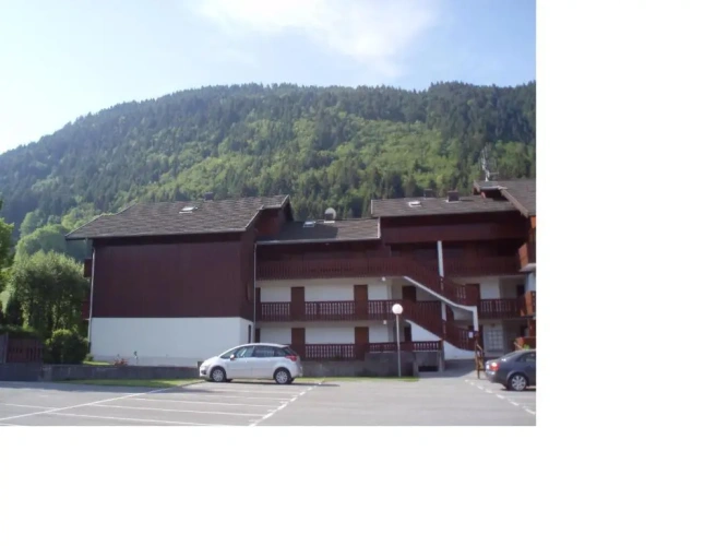 Apartment with balcony and with mountain view