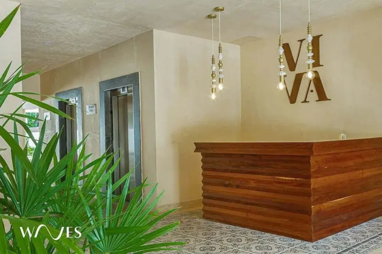 2 Br. Roof W/infinity Pool + Jacuzzi Spacious