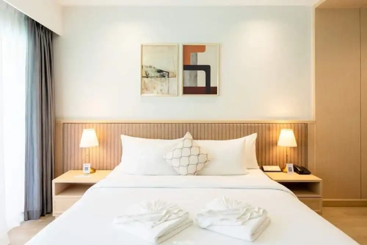 Deluxe Double room with pool view