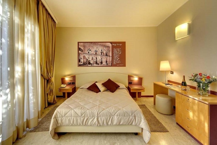 Standard Double room with balcony and with sea view