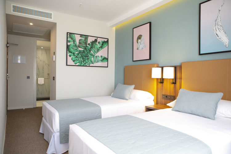 Riu Plaza España Hotel