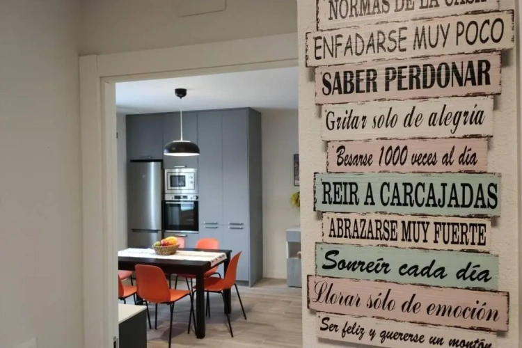 3 Bedrooms Apartment