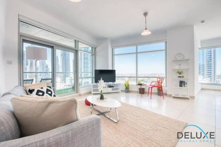 One Bedroom Apartment in The Lofts Central, Downtown by Deluxe Holiday Homes - Image 7