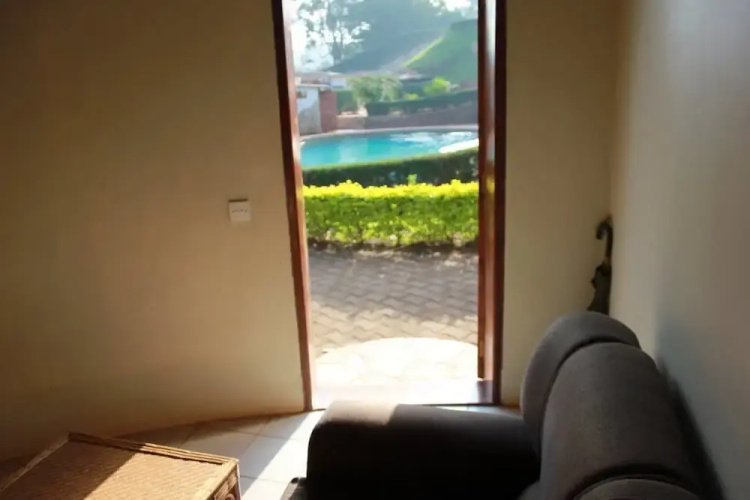 Banda Lodge