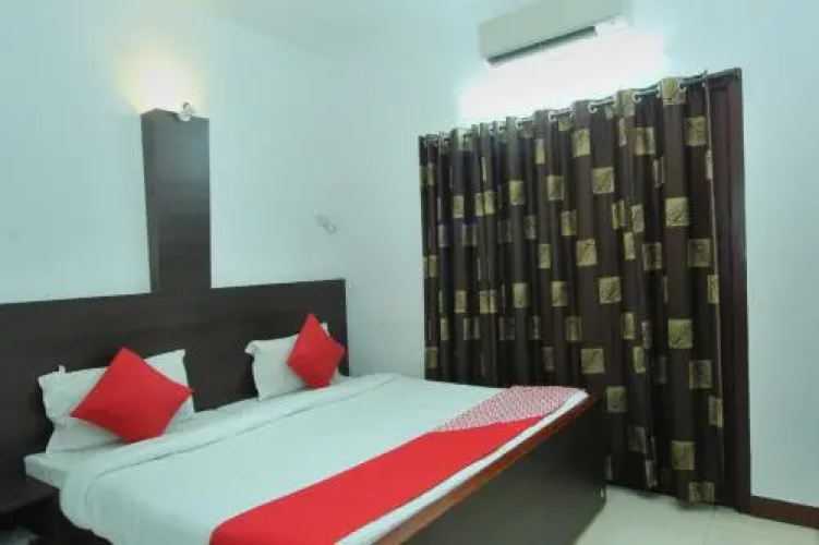 Lake View Hotel